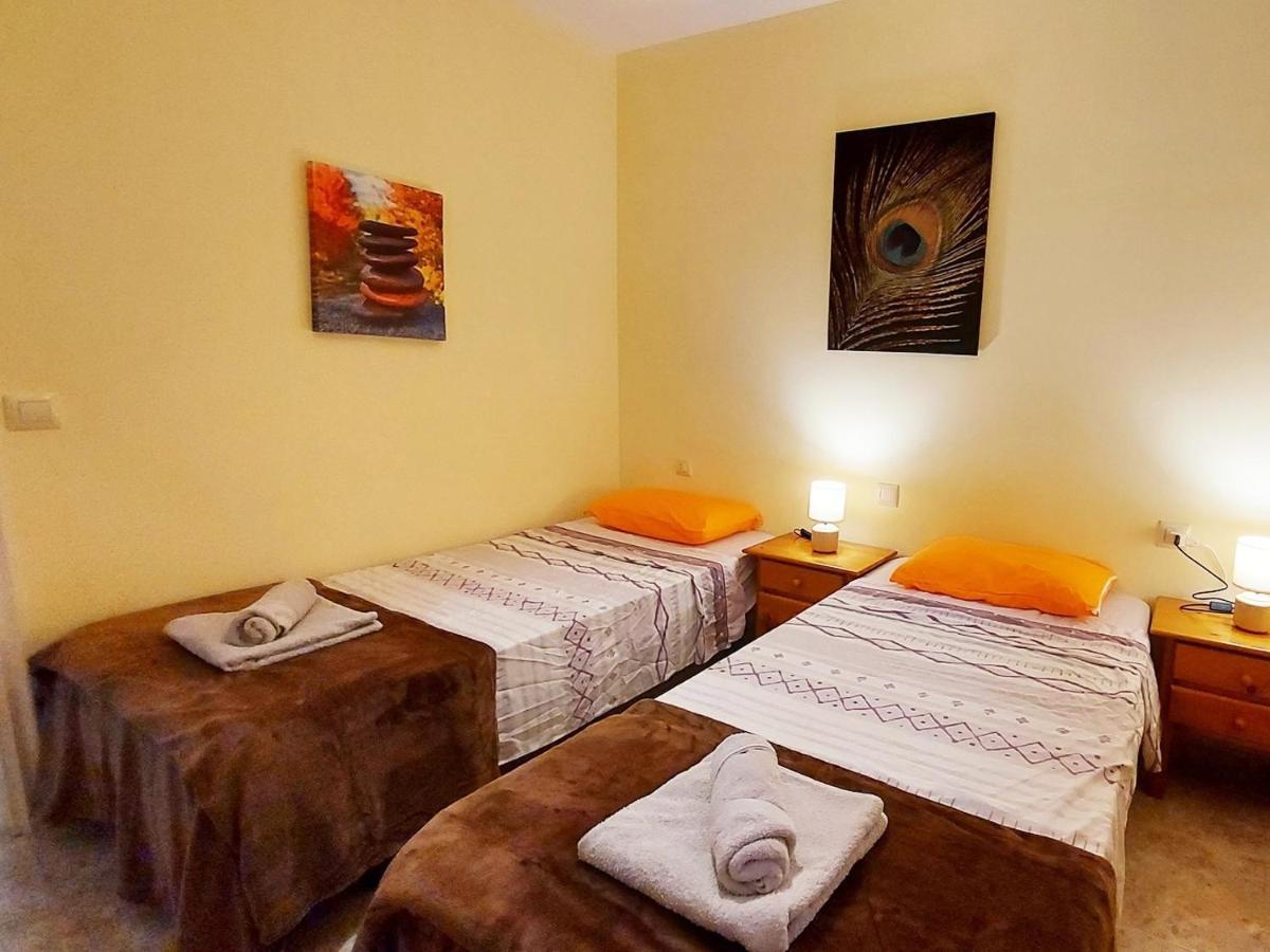 Modern And Centric Apartment With Air Conditioning - By Tenerifehints El Médano المظهر الخارجي الصورة