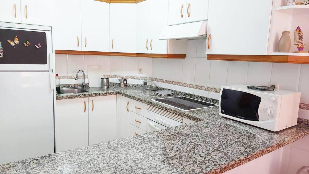 Modern And Centric Apartment With Air Conditioning - By Tenerifehints El Médano المظهر الخارجي الصورة